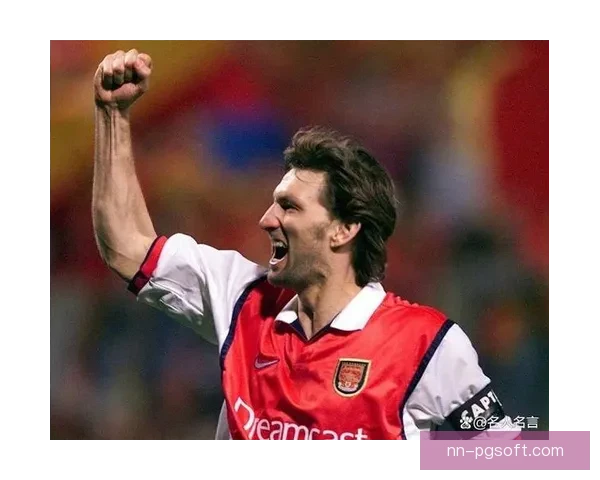 法廖利带领阿贾克斯逐步复苏彰显新生力量重返欧洲足坛巅峰